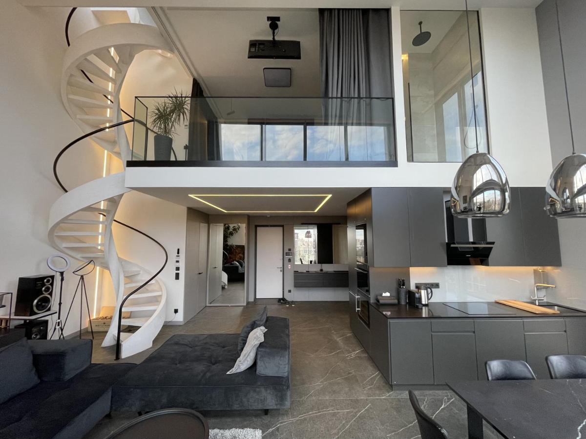 Ferienwohnung The Penthouse Kiew Exterior foto
