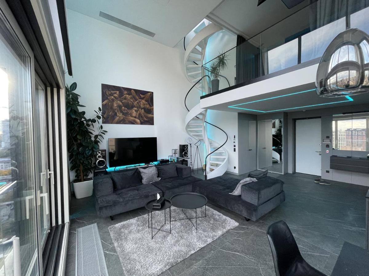 Ferienwohnung The Penthouse Kiew Exterior foto