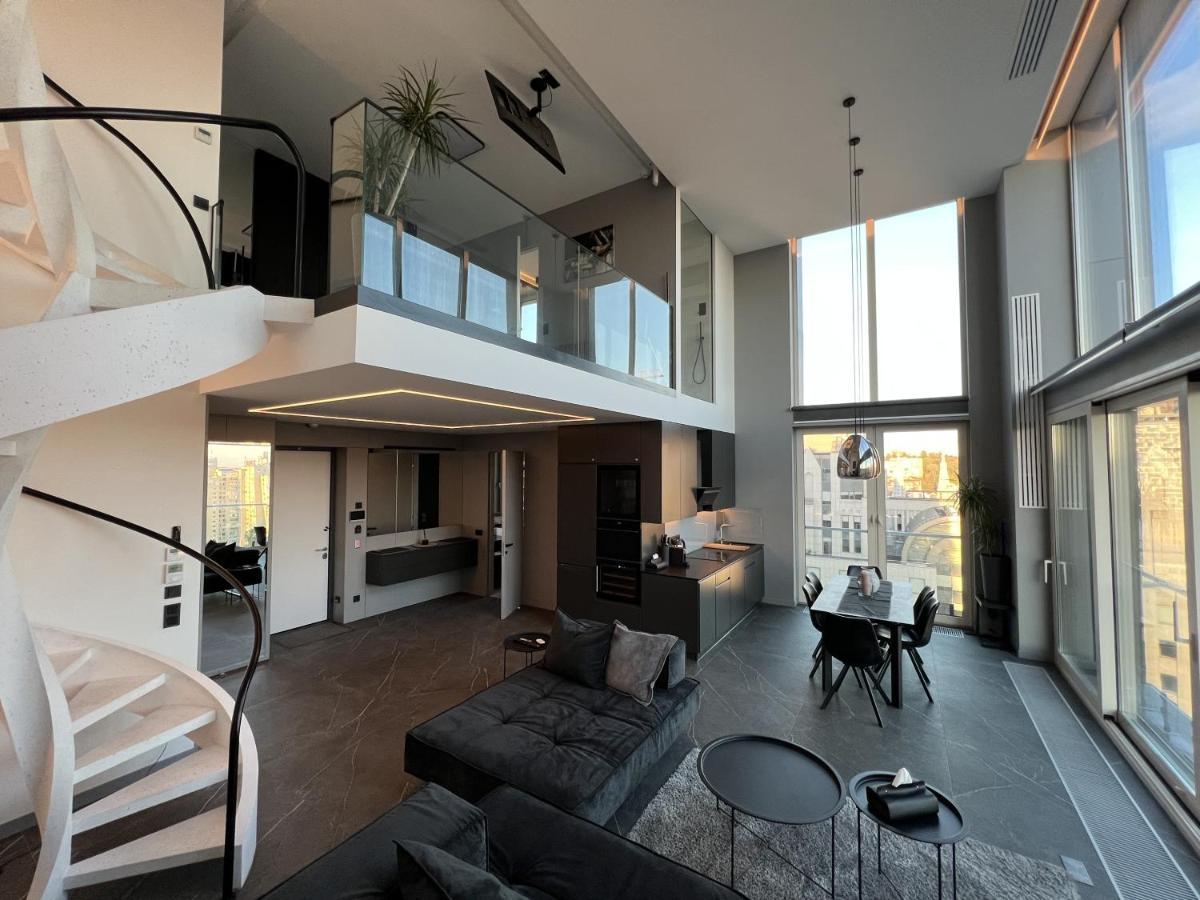 Ferienwohnung The Penthouse Kiew Exterior foto