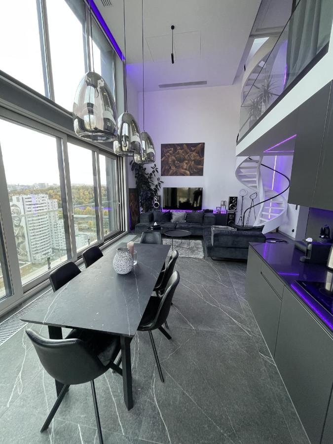 Ferienwohnung The Penthouse Kiew Exterior foto