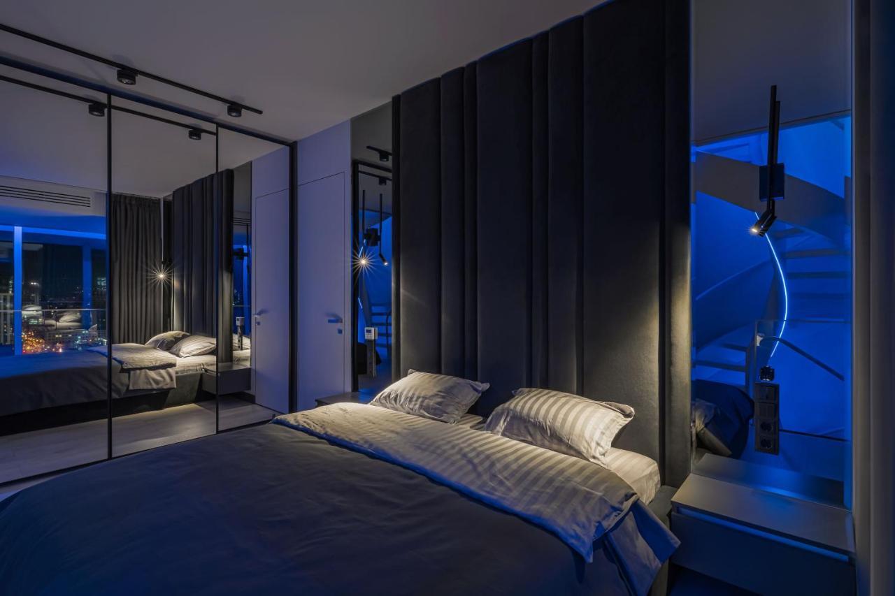 Ferienwohnung The Penthouse Kiew Exterior foto