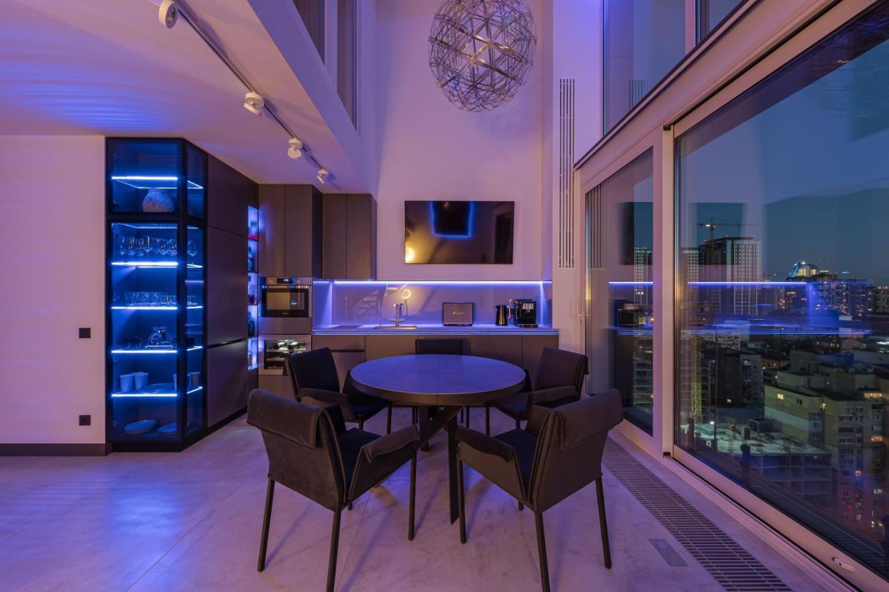 Ferienwohnung The Penthouse Kiew Exterior foto