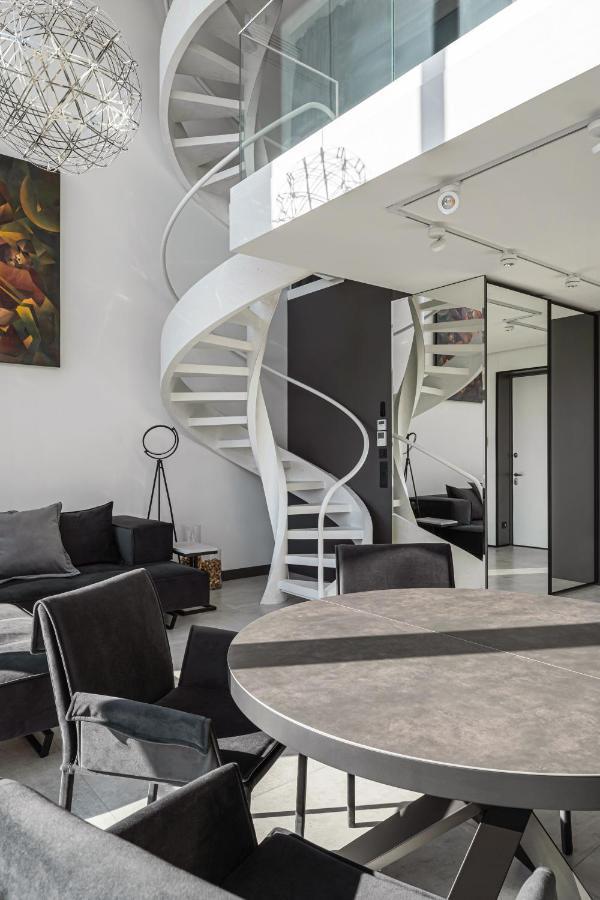 Ferienwohnung The Penthouse Kiew Exterior foto