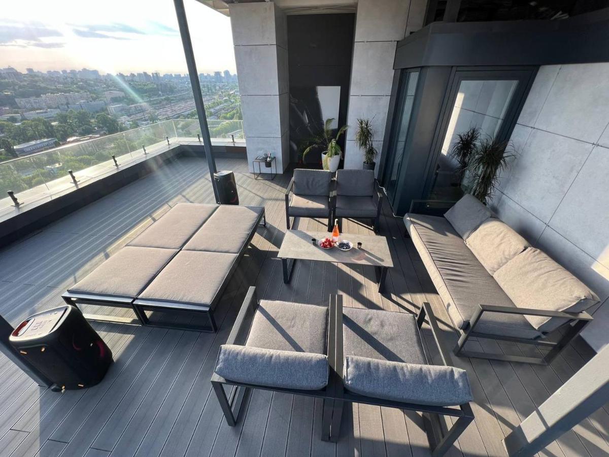 Ferienwohnung The Penthouse Kiew Exterior foto