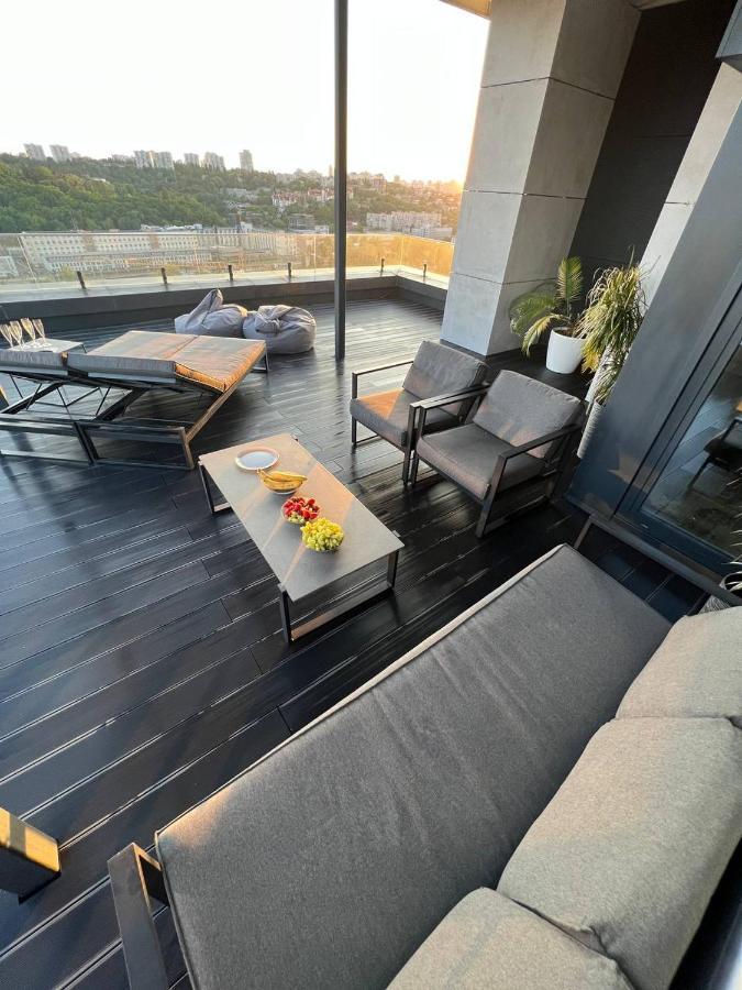 Ferienwohnung The Penthouse Kiew Exterior foto