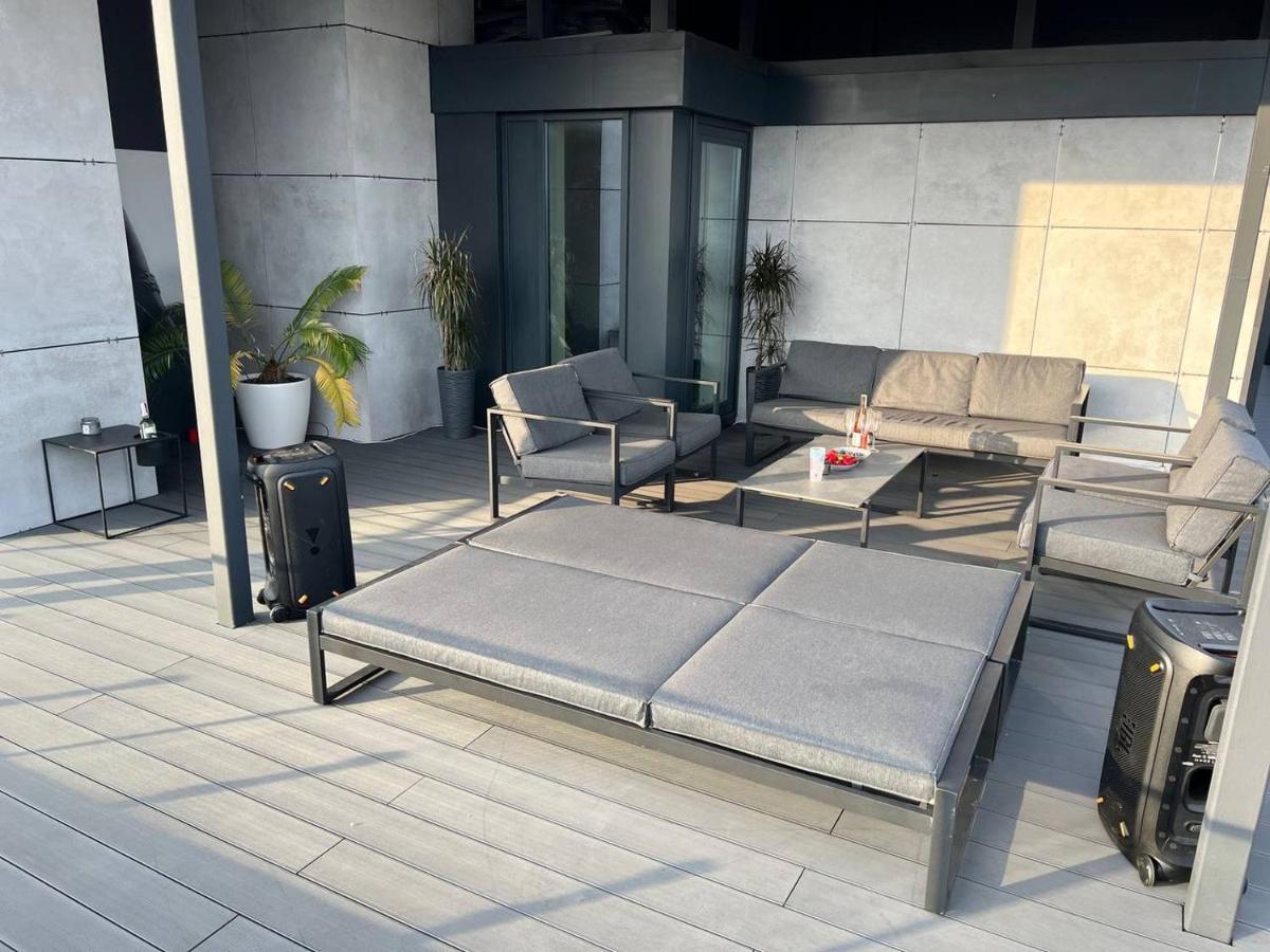 Ferienwohnung The Penthouse Kiew Exterior foto