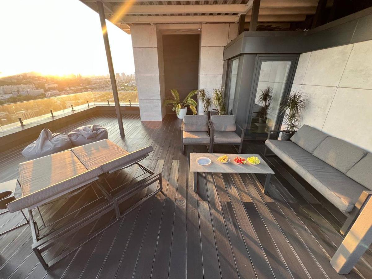 Ferienwohnung The Penthouse Kiew Exterior foto